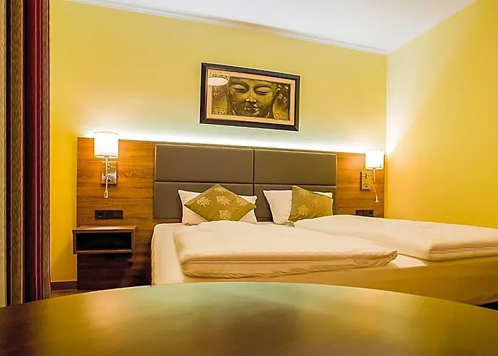 Naam & Frankfurt City-messe Airport Hotel